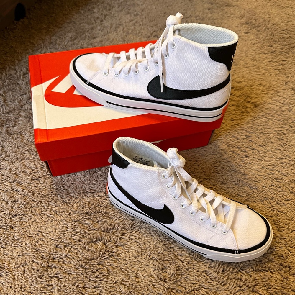 NIKE HIGHTOPS